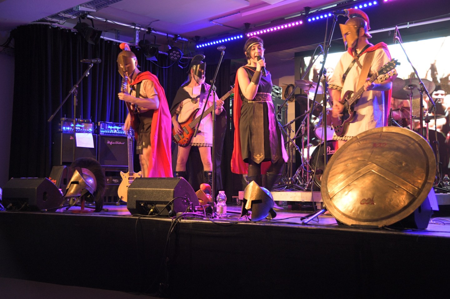 300 ROCK live on stage
